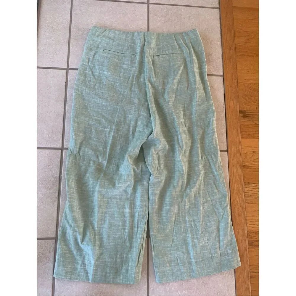 Violets & Roses Linen Crop Pants - Picture 5 of 12